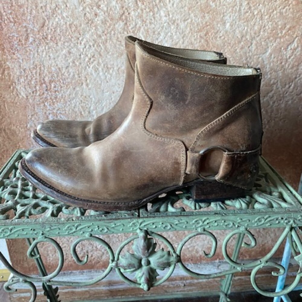 Freebird by Steven Distressed Tan Harness Ankle Boots size 9 M